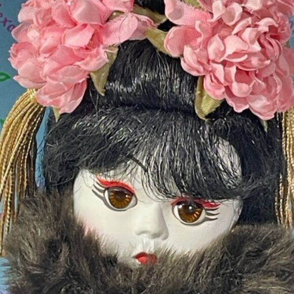 Rare Madame Alexander restrung 8" China Little Empress #11561 doll - Picture 2 of 11